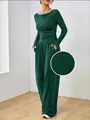 Vista dettagliata del set relax verde scuro a maniche lunghe con pantaloni larghi - Taglia S / Top E Pantaloni / Verde