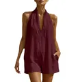 Vista frontal de un mono informal color burdeos con cuello halter y escote en V - S / Burdeos