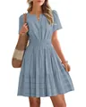 Robe d'été courte bleu clair à col en V, manches bouffantes et volants superposés - Aqua