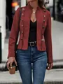 Nahaufnahme der Retro-Jacke aus Wildlederimitat mit dekorativen Doppelreiher-Knöpfen - S / Oberteile / Rot