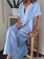 Vista detallada de un vestido largo azul claro de algodón y lino con cuello en V - S / Top y Pantalones / Azul cielo