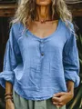 Primer plano de blusa casual de algodón y lino azul con mangas largas y cuello con botones - S / Tops / Azul cielo