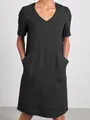 Lässiges schwarzes V-Ausschnitt Kurzarmkleid aus Baumwolle und Leinen mit Fronttaschen - Schwarz