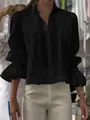 Elegante blusa plisada negra con puños de volantes para un aspecto sofisticado - S / Tops / Negro