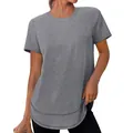 Detail van de gebogen zoom en zachte textuur van een grijs T-shirt met korte mouwen. - S / Tops / Grijs