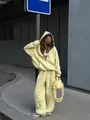 Streetwear σετ δύο τεμαχίων με ανοιχτό κίτρινο φούτερ με κουκούλα και φαρδύ παντελόνι - S / Τοπ Και Παντελόνι / Κίτρινο