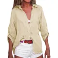 Détail d'une chemise ample en coton et lin beige avec manches trois-quarts - Beige