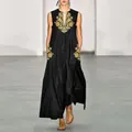 Robe longue noire sans manches rétro avec broderie florale jaune et décolleté en V - 3XL / Haut et Bas (Style Imprimé) (8632A) / Noir