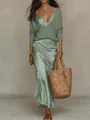 Élégant ensemble 2 pièces vert avec pull en maille et robe nuisette midi en satin - S / Bas / Cyan