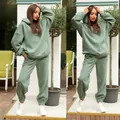 Ensemble deux pièces sweat à capuche oversize vert sauge et pantalon de jogging assorti - Vert