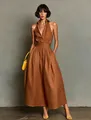 Robe longue marron sans manches avec col chemise, des poches et un lien à la taille - S / Brun Foncé