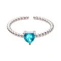Anello in argento S925 regolabile con topazio blu a forma di cuore e design a treccia. - Apatite Naturale (LR267) / Argento