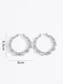 Pendientes de aro grandes de bambú plateados con detalle de medida de 5,5 cm en vista - Estilo de Aro de Bambú (Plata 32-5cm) / Oro blanco