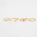 Vier goldfarbene Ringe in organischer Form mit einem minimalistischen Knotendesign für Damen - Größe 115 / Unregelmäßiges Knoten-Ring-Set (7464) / Gold