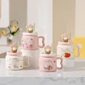 Set di tazze in ceramica con coperchio e cannuccia, design gatto rosa e crema - Misto 016