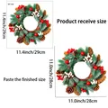 Variante d'autocollant de fenêtre couronne de Noël montrant la taille du produit - Style Rond Aiguille de Pin et Baie Rouge (JDT-A38)