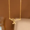 Elegante collar dorado con colgante de espiga de trigo de laurel y piedras - Flor Sonrisa (8370) / Dorado