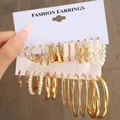 Ensemble de créoles dorées vintage avec perles élégantes et designs géométriques en C - Combo Boucles d'Oreilles Or Multi-Style Perle Artificielle Géométrique (5643201) / Or