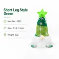 Gebreide groene kerstkabouter pluche pop met sneeuwvlokhoed en sterrenornament - Gloeiende Kabouter - Korte Benen Groen