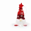 Weihnachtswichtel mit kurzen Beinen, roter Strickmütze und Sternenverzierung - Leuchtender Gnom - Kurze Beine Rot
