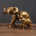Elegante goldene Elefantenmutter-und-Kind-Harzstatue für Haus- oder Bürodekorationsregale. - 7128k-01 lucky mother and child elephant