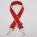 Bandoulière large rouge réglable pour sacs avec bords beiges et boucles dorées - Rouge Avec Bord Beige