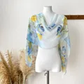 Elegante sciarpa lunga in seta con motivo floreale loto blu e giallo per spiaggia - 160 / Amore di Cristallo Blu