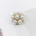 Elegant flower-shaped button featuring pearls and rhinestones on a gold metal base - 21mm / Pearl with Gold Base
