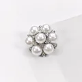 Elegant flower-shaped sewing button with pearls and rhinestones in silver finish - 21mm / Pearl with Silver Base