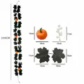 Kunstmatige esdoornblad slinger met pompoenen en witte bessen voor herfst decor - 26-Kops Zwarte Ahorn met Pompoen (23) / 200cm