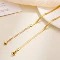 Schlangenarmband aus 18 Karat vergoldetem Edelstahl mit einem kleinen Herzanhänger - 3mm Schlangenkette Flach Stil / Gold