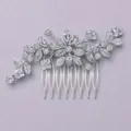 Pettine per capelli da sposa argento con brillanti cristalli chiari e pietre di zirconi - Forma Floreale Naturale (HS-J6667S)