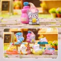 Collezione completa di sette statuine di gatti in resina in miniatura per decoro scrivania - Serie del Gruppo di Gatti che si Lavano (80291) / Uno a Caso