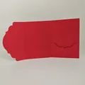 Pochette d'invitation de mariage rouge élégante à trois volets avec bord festonné - Rouge