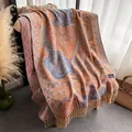 Eleganter Ethno-Paisley-Schal in Orange und Blau aus Kunst-Kaschmir mit Fransen - 200x68cm / Paisley-Blau Orange