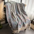 Dicker Schal mit Vintage-Paisley-Muster und weißen Fransen in Hellgrau und Blau - 200x68cm / Paisley-Denimblau Orange