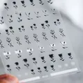 Reliefartige 3D-Nagelaufkleber mit schwarzen Rosen und Ranken - kx131 Schwarze Rose