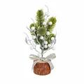 Petit sapin de Noël de bureau décoratif avec baies blanches et socle en bois naturel - Murmures de la Forêt - Style Branche Naturelle Fruit Vert / 25cm