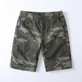 Vintage style men's camouflage cotton cargo shorts with a casual four-point length design - Green Camouflage