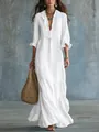 Detailansicht eines weißen böhmischen Maxi-Stufenkleides mit V-Ausschnitt und Rüschen - S / Unterteile / Weiß