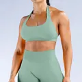 Nahtloses minzgrünes Yoga-Set mit Neckholder-Sport-BH und Leggings mit hohem Bund - XS / Oberteil Und Unterteil / Palmgrün
