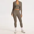 Ensemble de yoga sans couture trois pièces haute performance avec soutien-gorge et veste - S / Haut Et Bas / Kaki