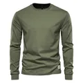 Camiseta de manga larga para hombre en puro algodón verde oliva con cuello redondo - Verde Militar