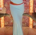 Detalle exquisito de conjunto de falda de gasa azul claro con cintura bordada en perlas - S / Bottoms / Azul