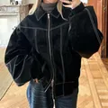 Giacca da donna oversize nera vintage con cuciture bianche a contrasto e cerniera lampo - Taglia S / Top / Nero