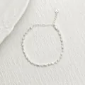 Pulsera de cadena de cobre plateado minimalista con cuentas oliva y corazón. - Pulsera (XL0639) / Plateado