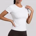 Eng anliegendes weißes Damen-Fitness-Yoga-T-Shirt mit Rundhalsausschnitt und Kurzarm - S / Oberteile / Weiß