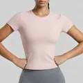 Camiseta deportiva rosa de manga corta para mujer, secado rápido para yoga y fitness - Rosa Hilo Suave