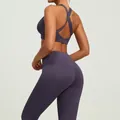 Premium donkerpaarse yoga-set met sport-bh en legging met hoge taille en blote huid gevoel - Donker Pruimenpaars