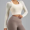 Dames yoga top in crème, mesh faux twee-delig, lange mouwen met ingebouwde beha - S / Tops / Ivoor